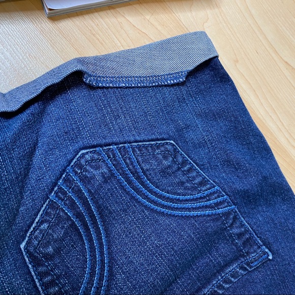 Dark Denim Hollister Jean Shorts - Picture 5 of 7